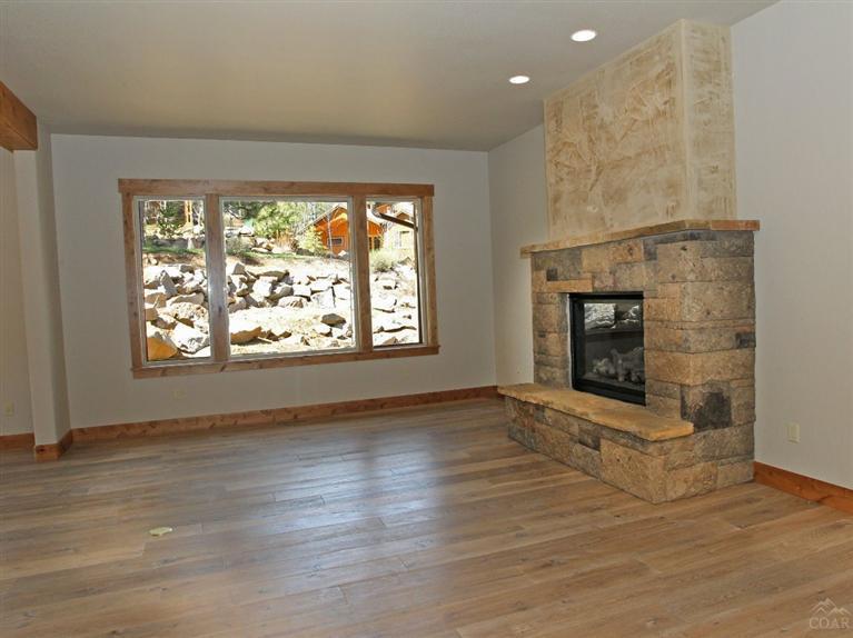 PointsWest - Residential