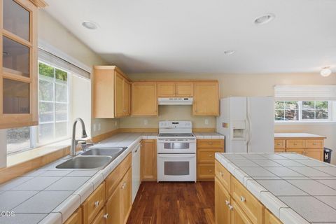 Tiny photo for 410 Schieffelin Gulch Road, Gold Hill, OR 97525 (MLS # 220223007)