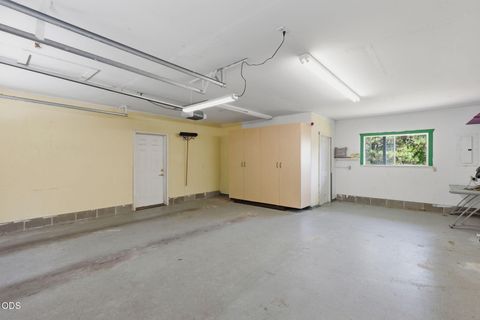 Tiny photo for 410 Schieffelin Gulch Road, Gold Hill, OR 97525 (MLS # 220223007)
