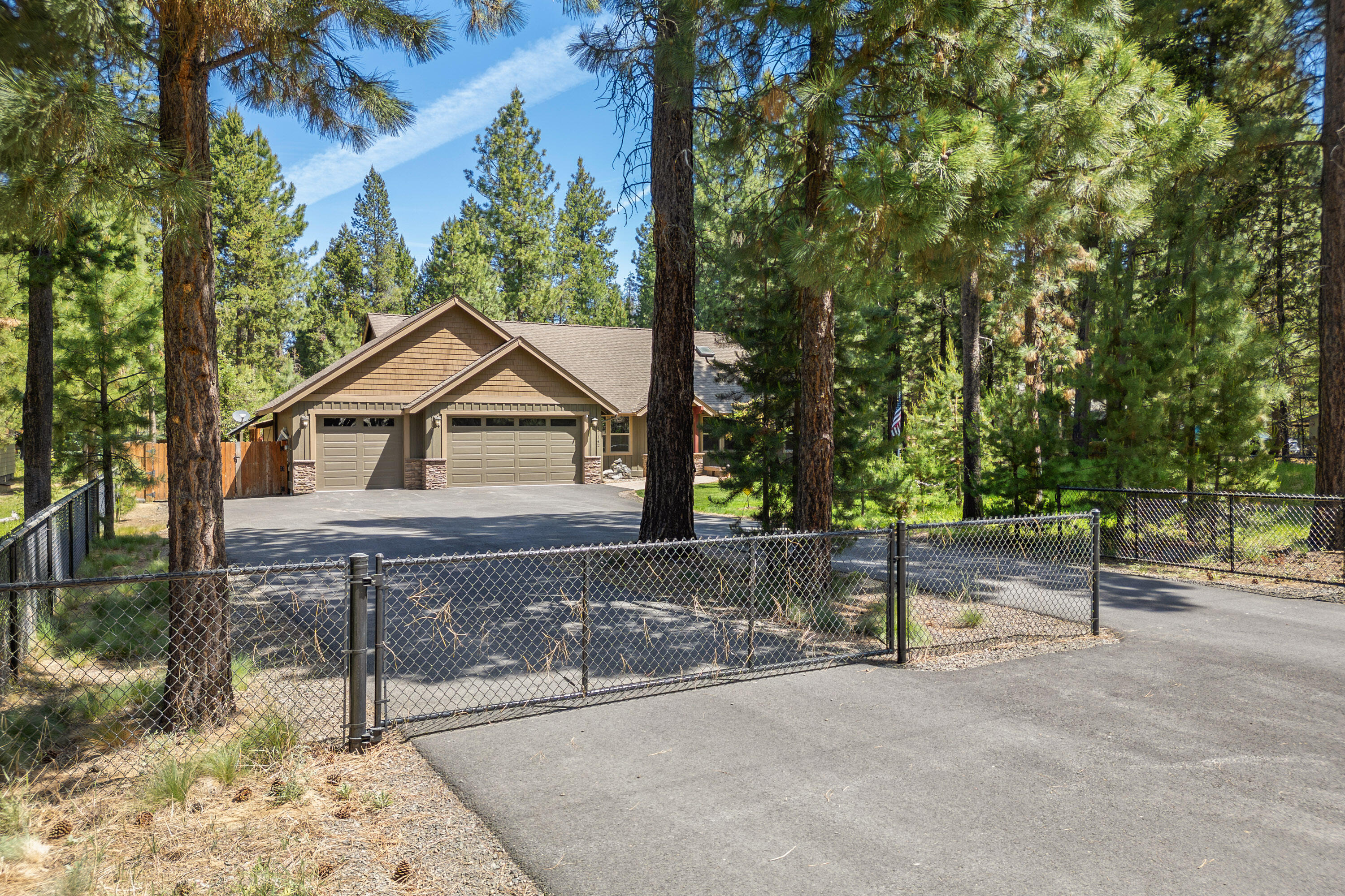 17142 Norwalk Road