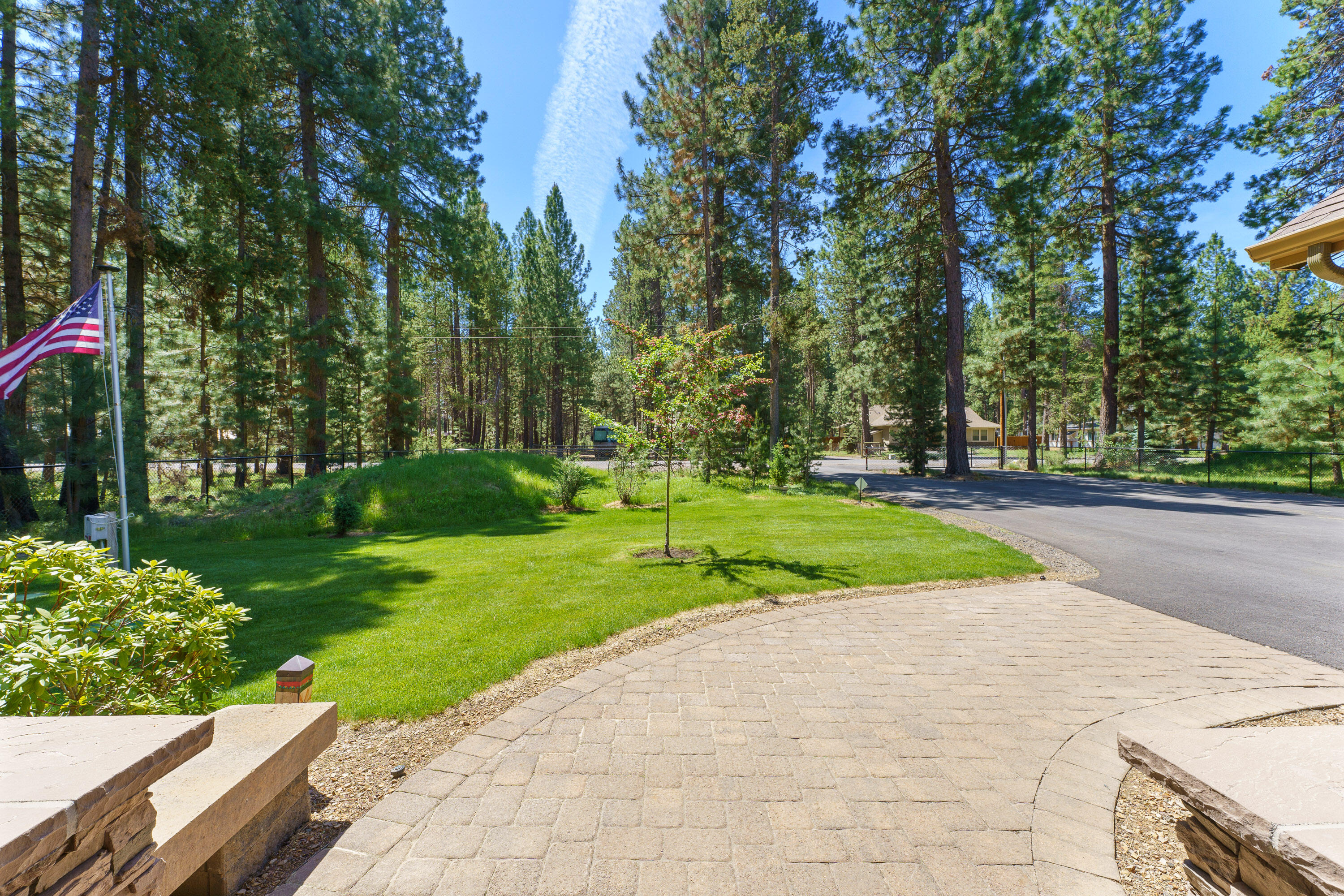 17142 Norwalk Road
