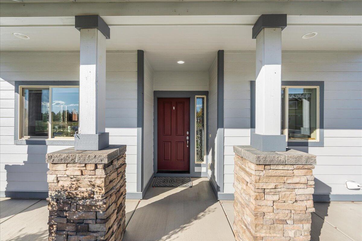 21362 Livingston Drive