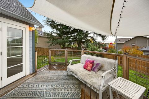 Tiny photo for 3473 Poppywoods Drive, Medford, OR 97504 (MLS # 220211700)
