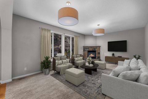 Tiny photo for 63091 Desert Sage Street, Bend, OR 97701 (MLS # 220212352)