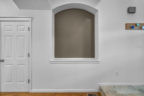 Tiny photo for 63091 Desert Sage Street, Bend, OR 97701 (MLS # 220212352)