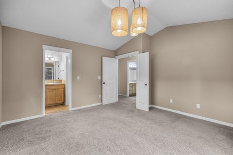 Tiny photo for 63091 Desert Sage Street, Bend, OR 97701 (MLS # 220212352)