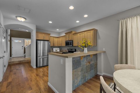 Tiny photo for 63091 Desert Sage Street, Bend, OR 97701 (MLS # 220212352)