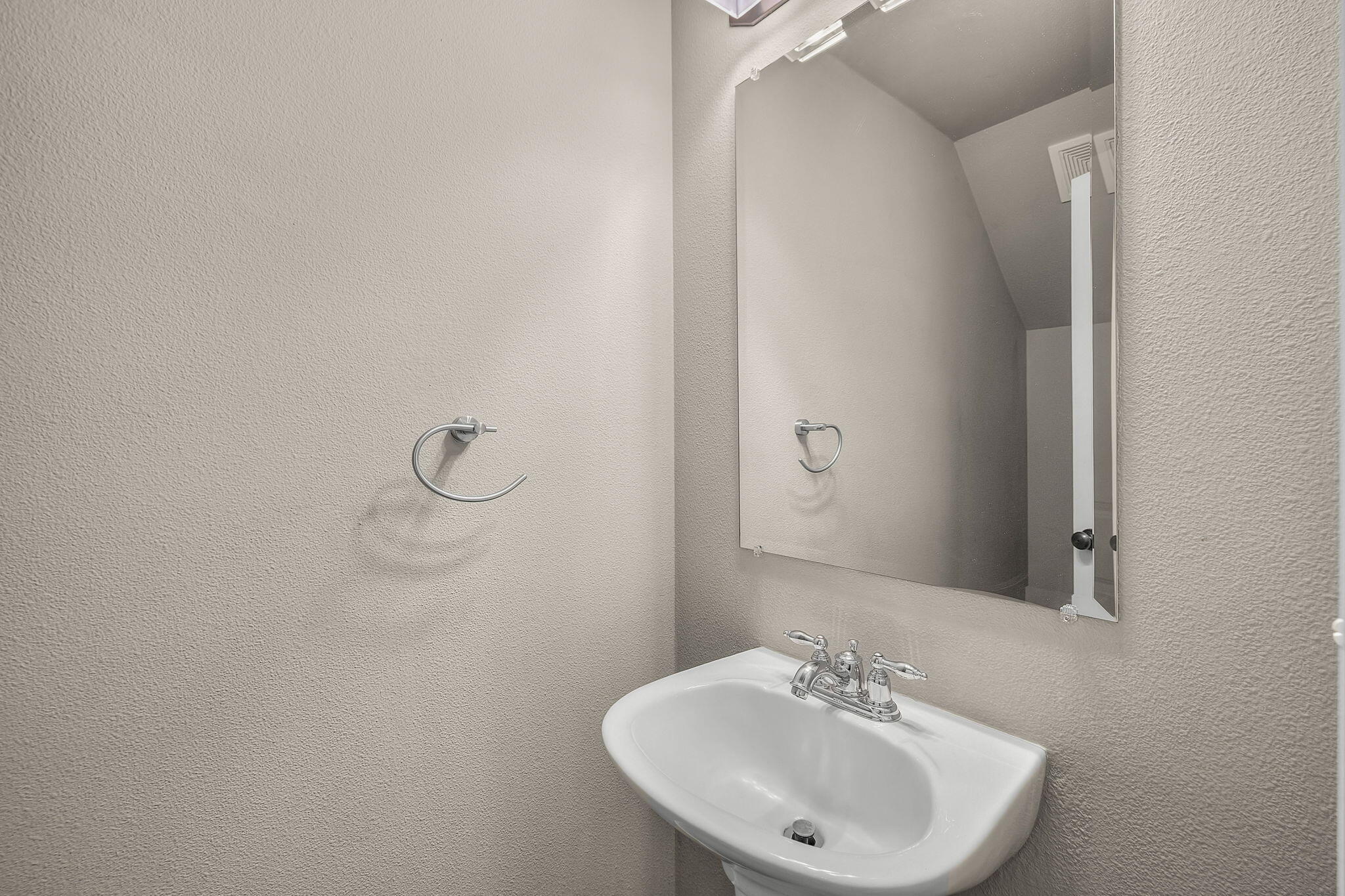 Lava Ridges - Residential