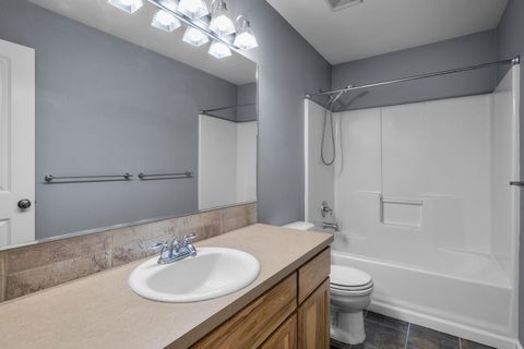 Tiny photo for 63091 Desert Sage Street, Bend, OR 97701 (MLS # 220212352)