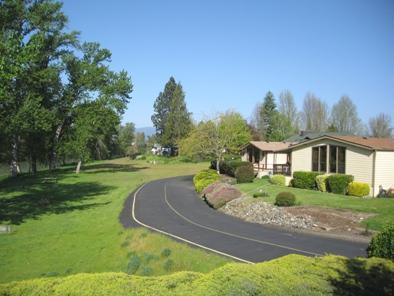 Rogue Lea Estates - Residential