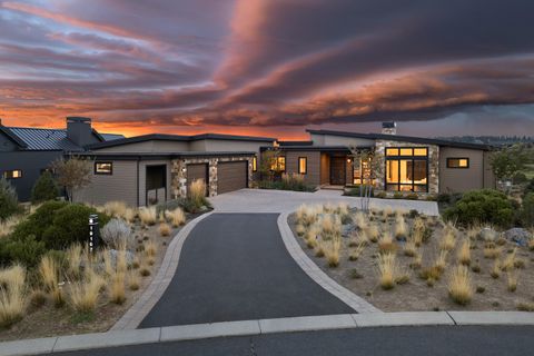 Tiny photo for 19107 Cartwright Court, Bend, OR 97702 (MLS # 220210565)