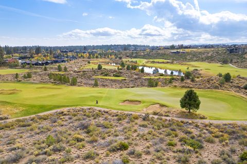 Tiny photo for 19107 Cartwright Court, Bend, OR 97702 (MLS # 220210565)