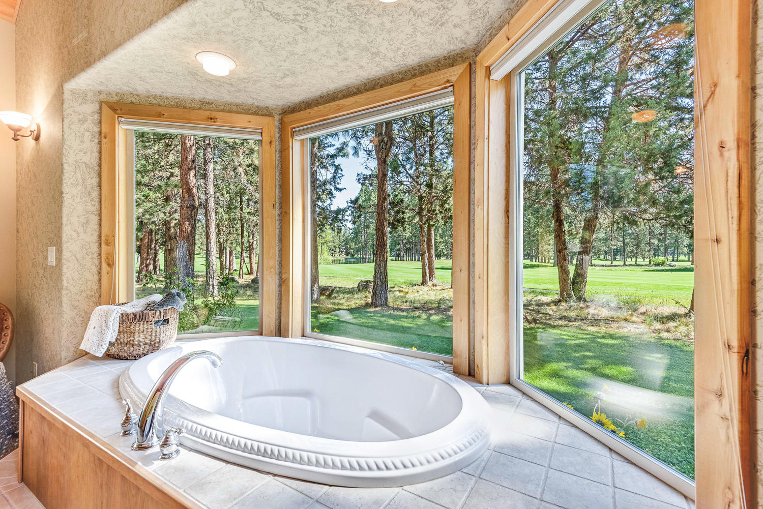 Awbrey Glen - Residential