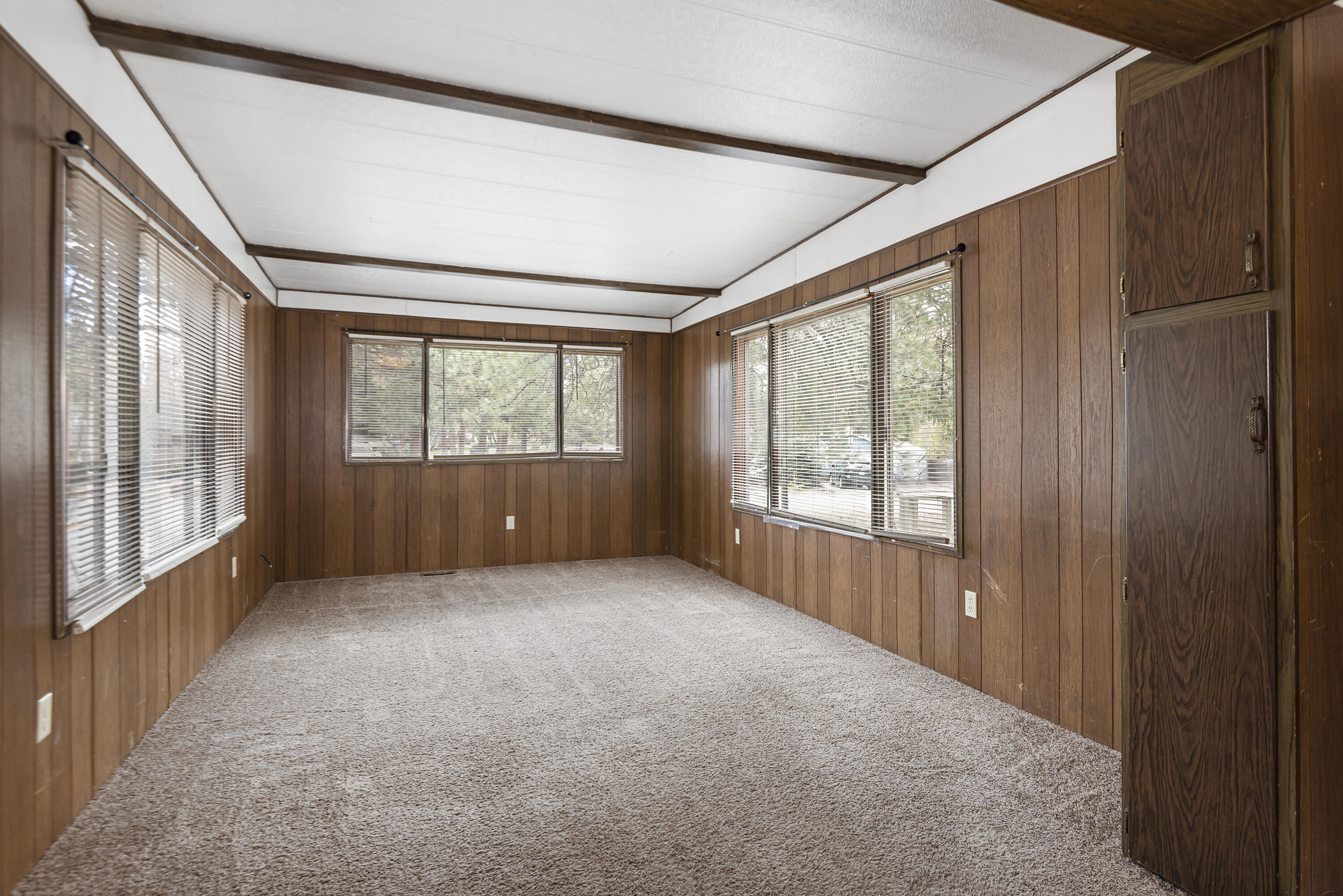 Romaine Village - Residential