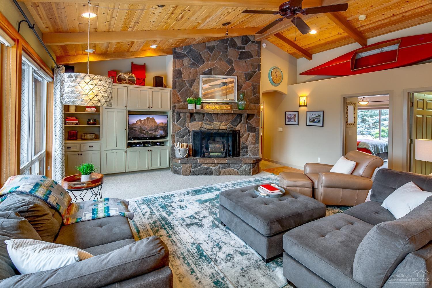 Eagle Crest - Residential