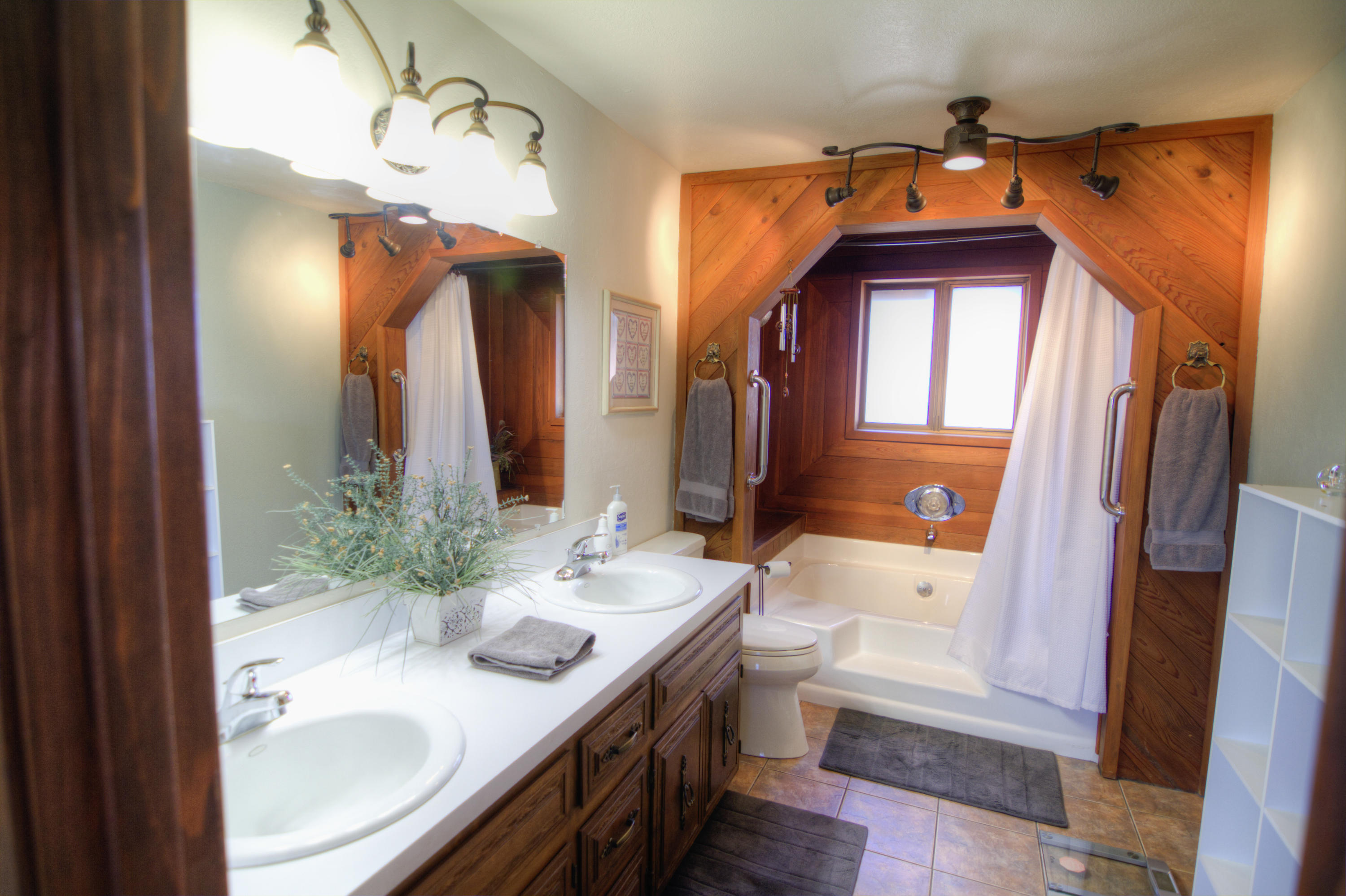 Rolling Hills - Residential