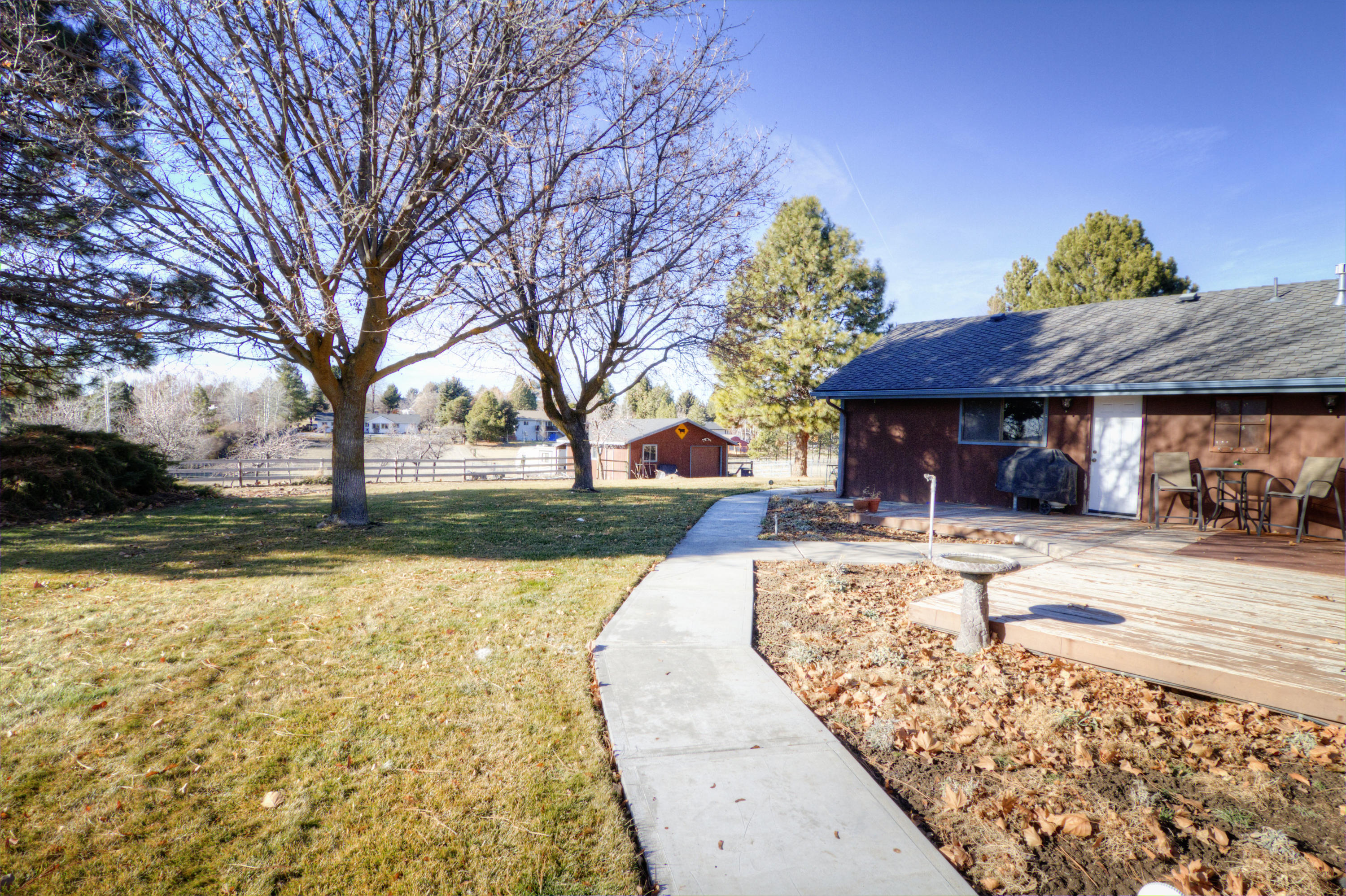 Rolling Hills - Residential