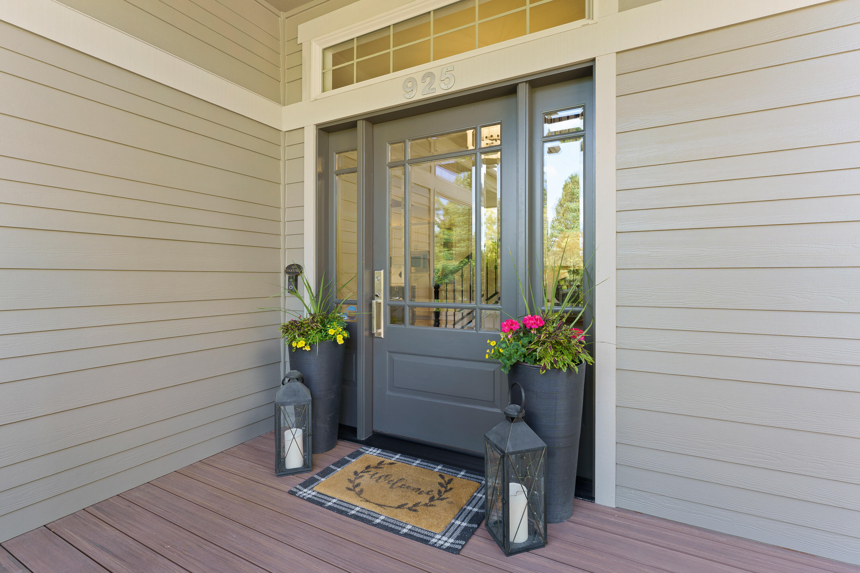 925 NW Yosemite Drive