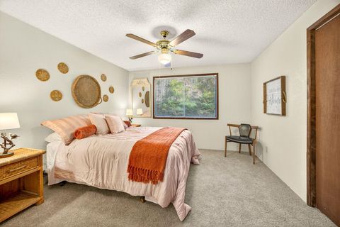 Tiny photo for 7900 Redwood Highway, Grants Pass, OR 97527 (MLS # 220211557)