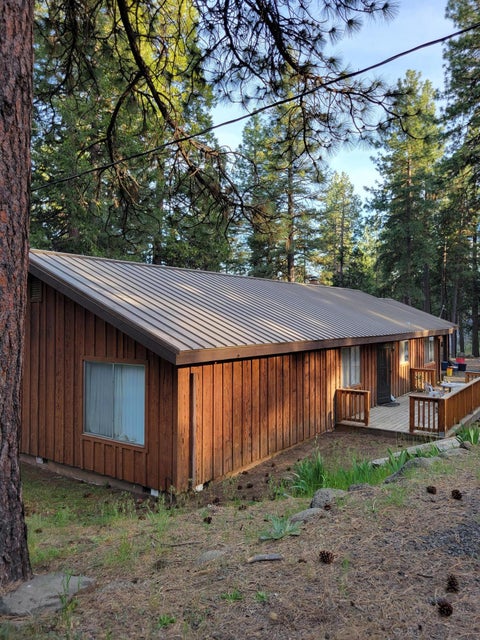 Tiny photo for 17411 Freight Road Lane, Klamath Falls, OR 97601 (MLS # 220221197)