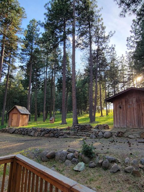 Tiny photo for 17411 Freight Road Lane, Klamath Falls, OR 97601 (MLS # 220221197)