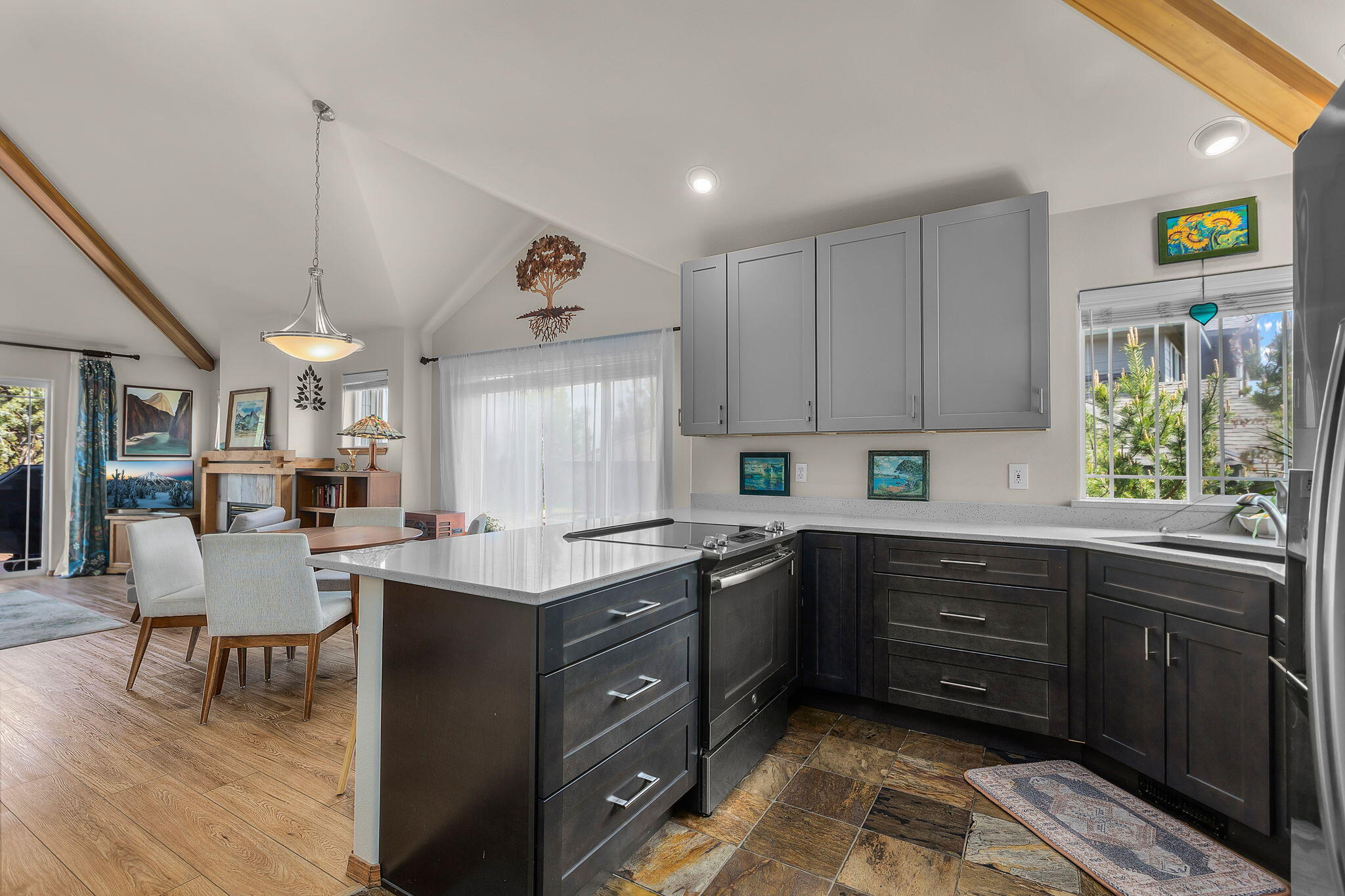 8505 Golden Pheasant Court