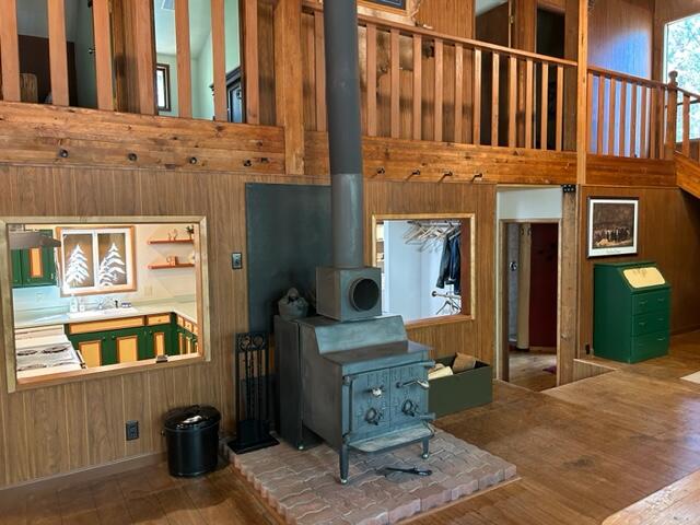 Cres-del Acres -First Addition - Residential