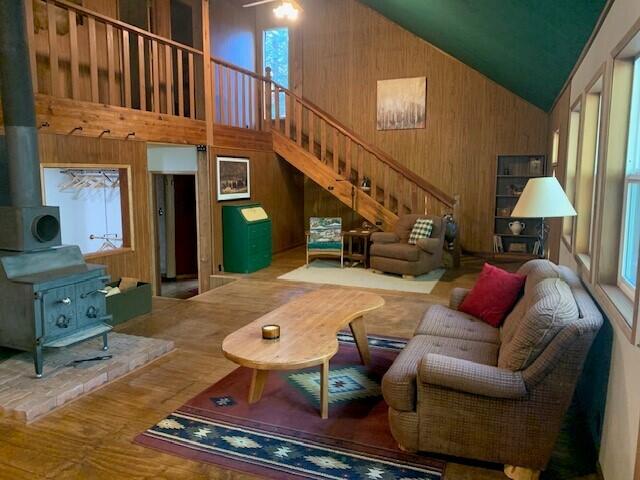 Cres-del Acres -First Addition - Residential