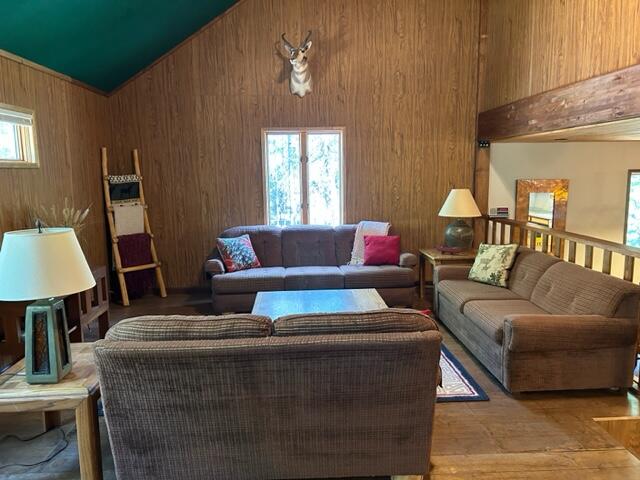 Cres-del Acres -First Addition - Residential