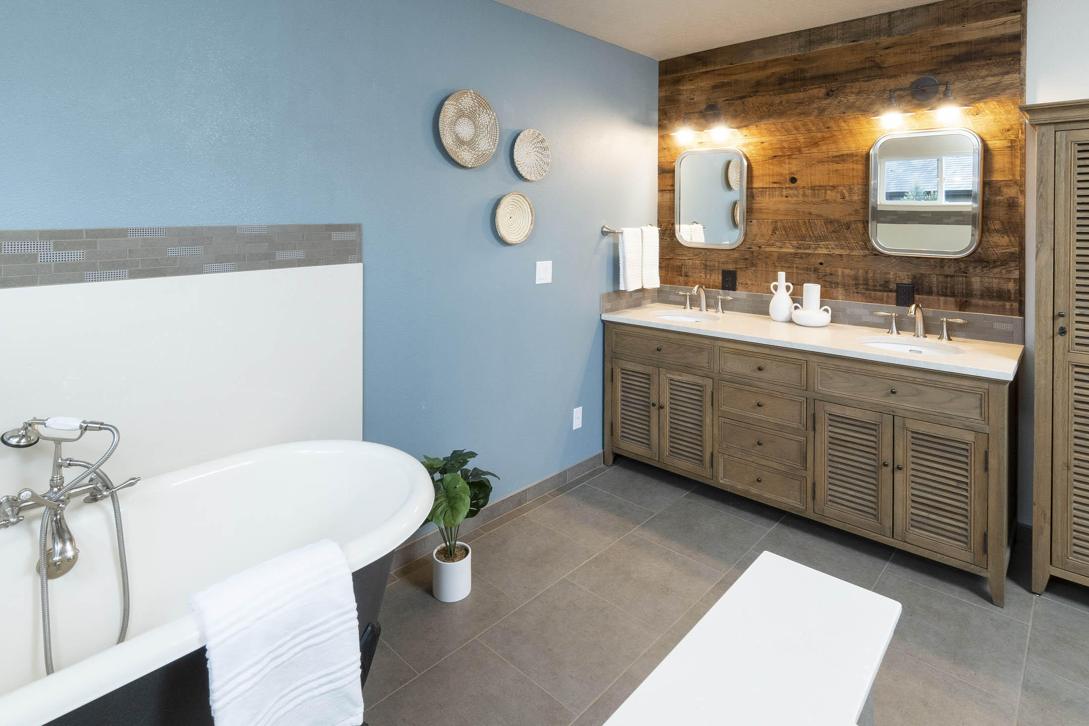 Rim At Aspen Lakes - Residential