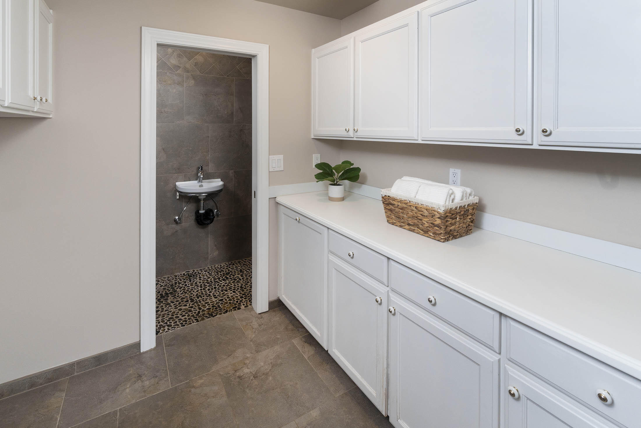 Rim At Aspen Lakes - Residential