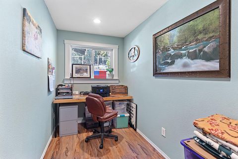 Tiny photo for 315 Hitching Post Road, Grants Pass, OR 97526 (MLS # 220212081)