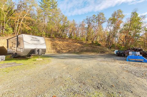 Tiny photo for 315 Hitching Post Road, Grants Pass, OR 97526 (MLS # 220212081)