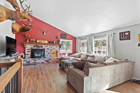 Tiny photo for 315 Hitching Post Road, Grants Pass, OR 97526 (MLS # 220212081)