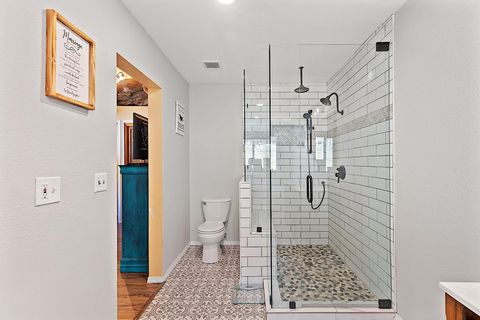 Tiny photo for 315 Hitching Post Road, Grants Pass, OR 97526 (MLS # 220212081)