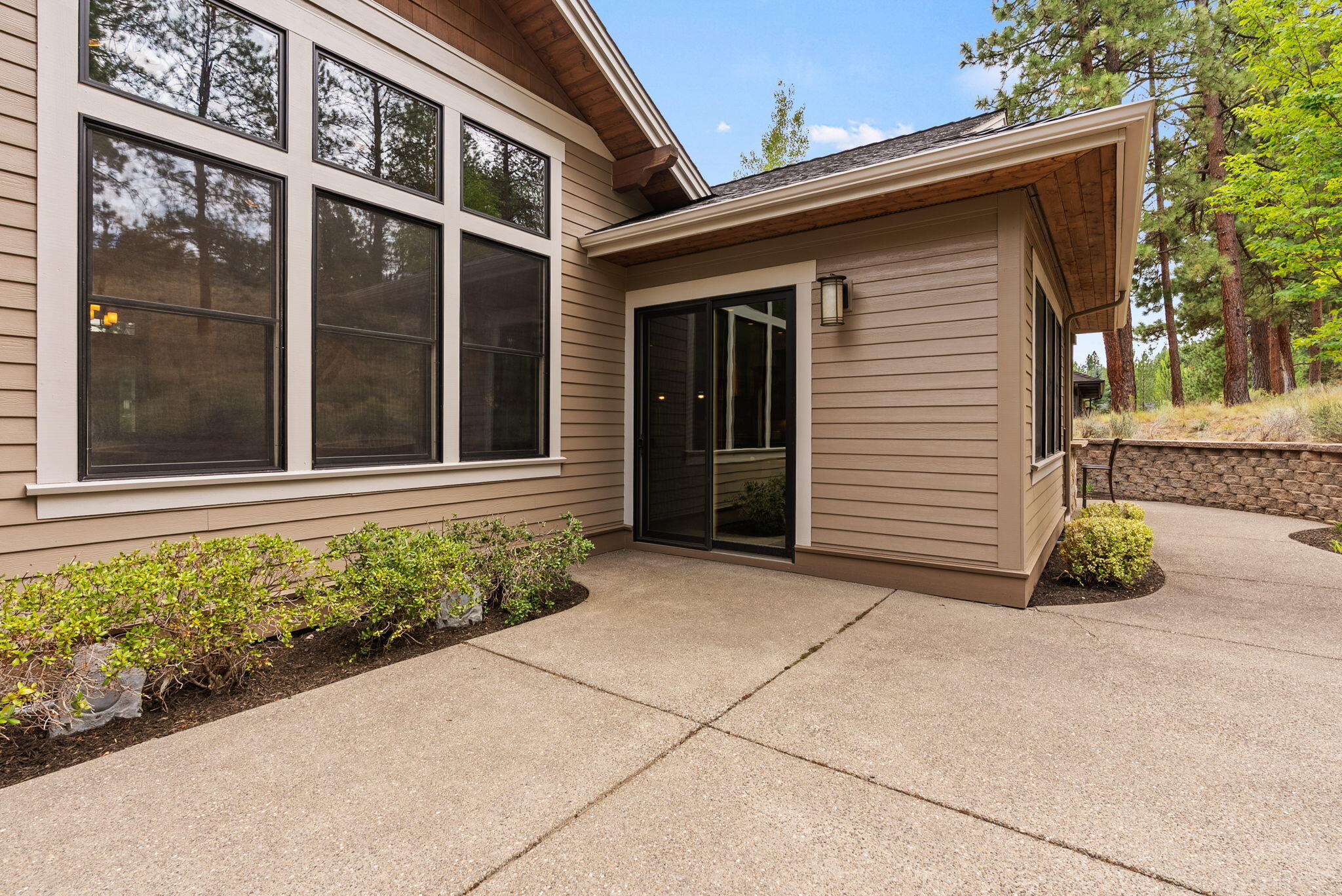 Skyliner Summit - Residential