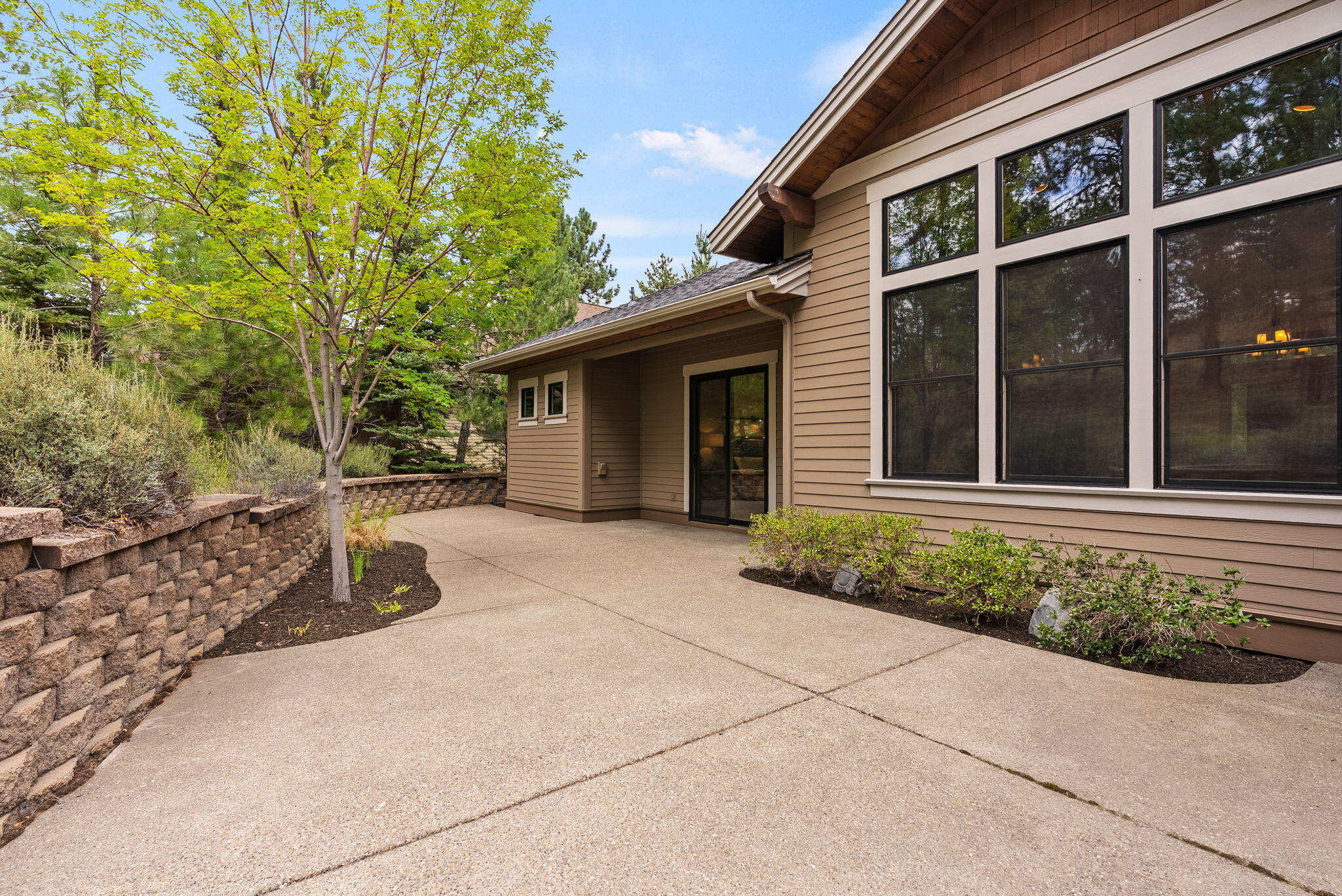 Skyliner Summit - Residential