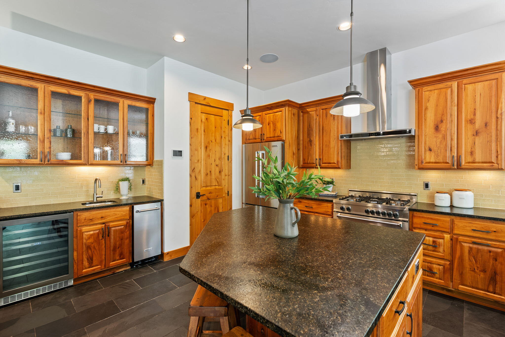 Skyliner Summit - Residential