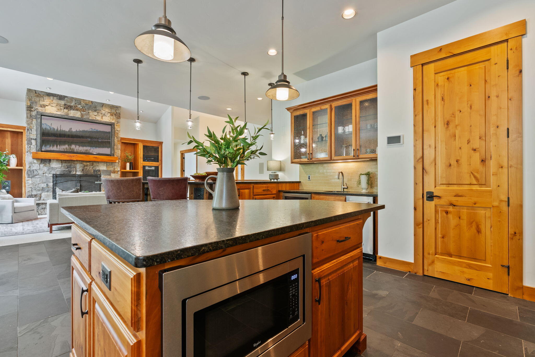 Skyliner Summit - Residential