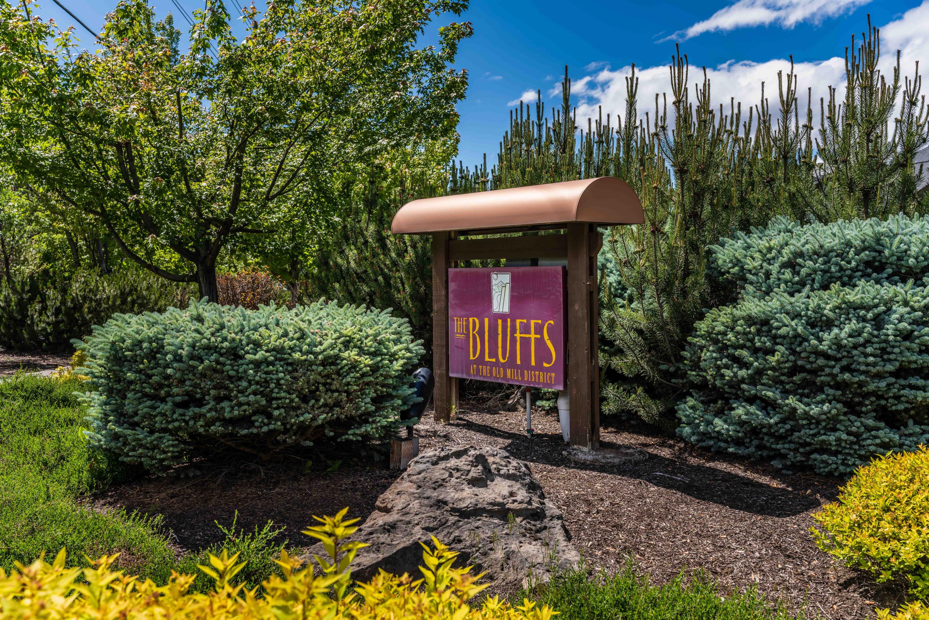 The Bluffs River Ben - Residential