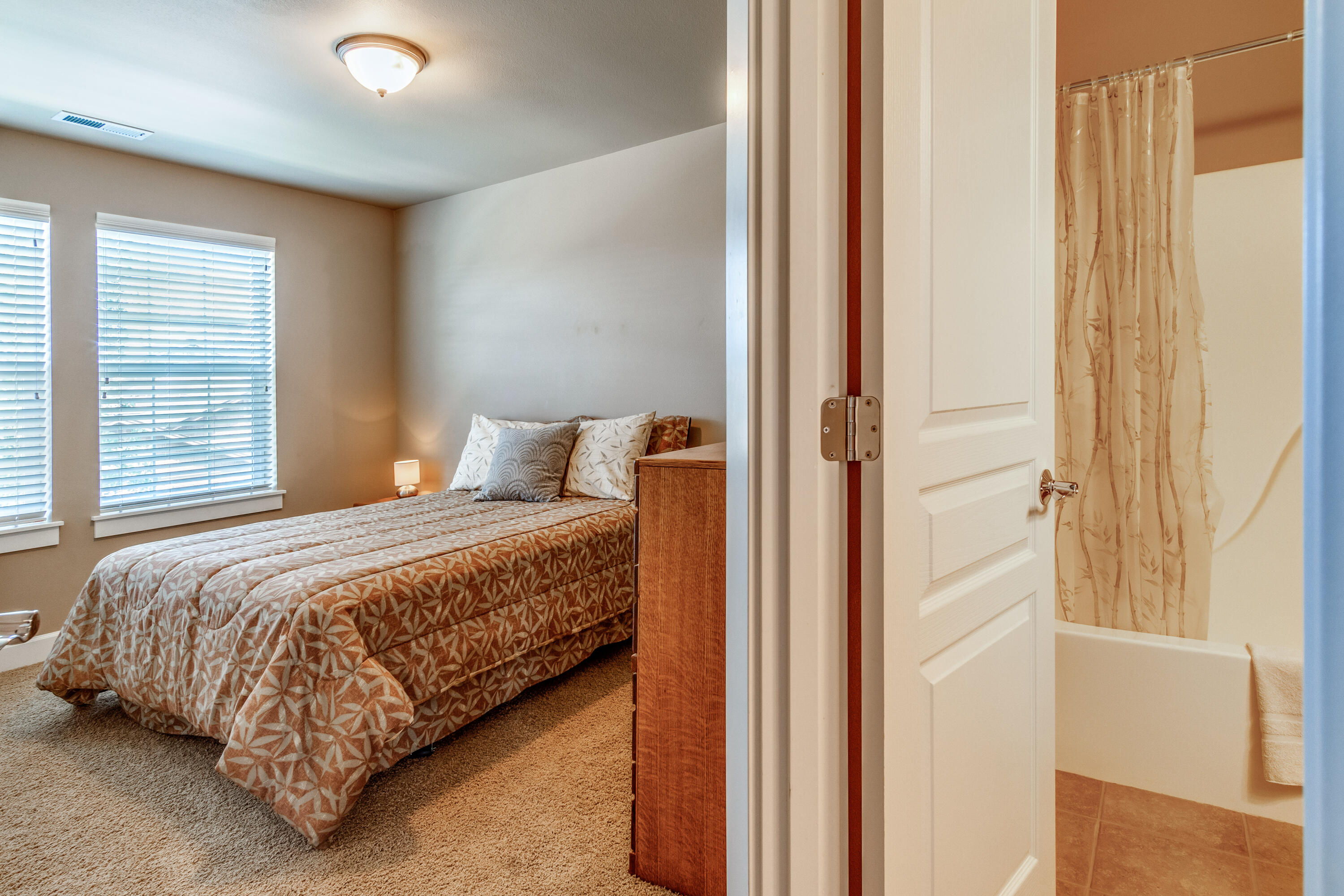 The Bluffs River Ben - Residential