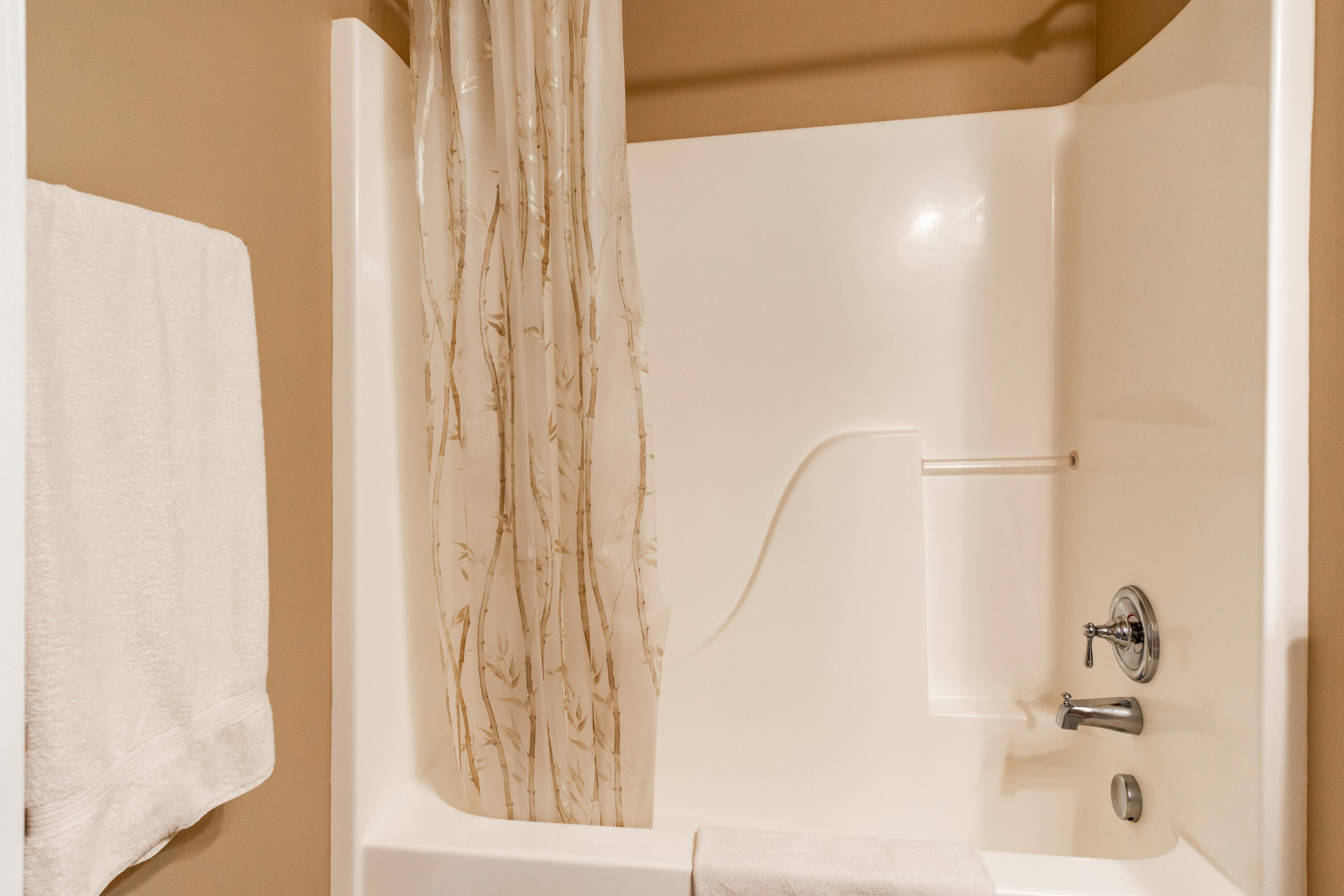 The Bluffs River Ben - Residential