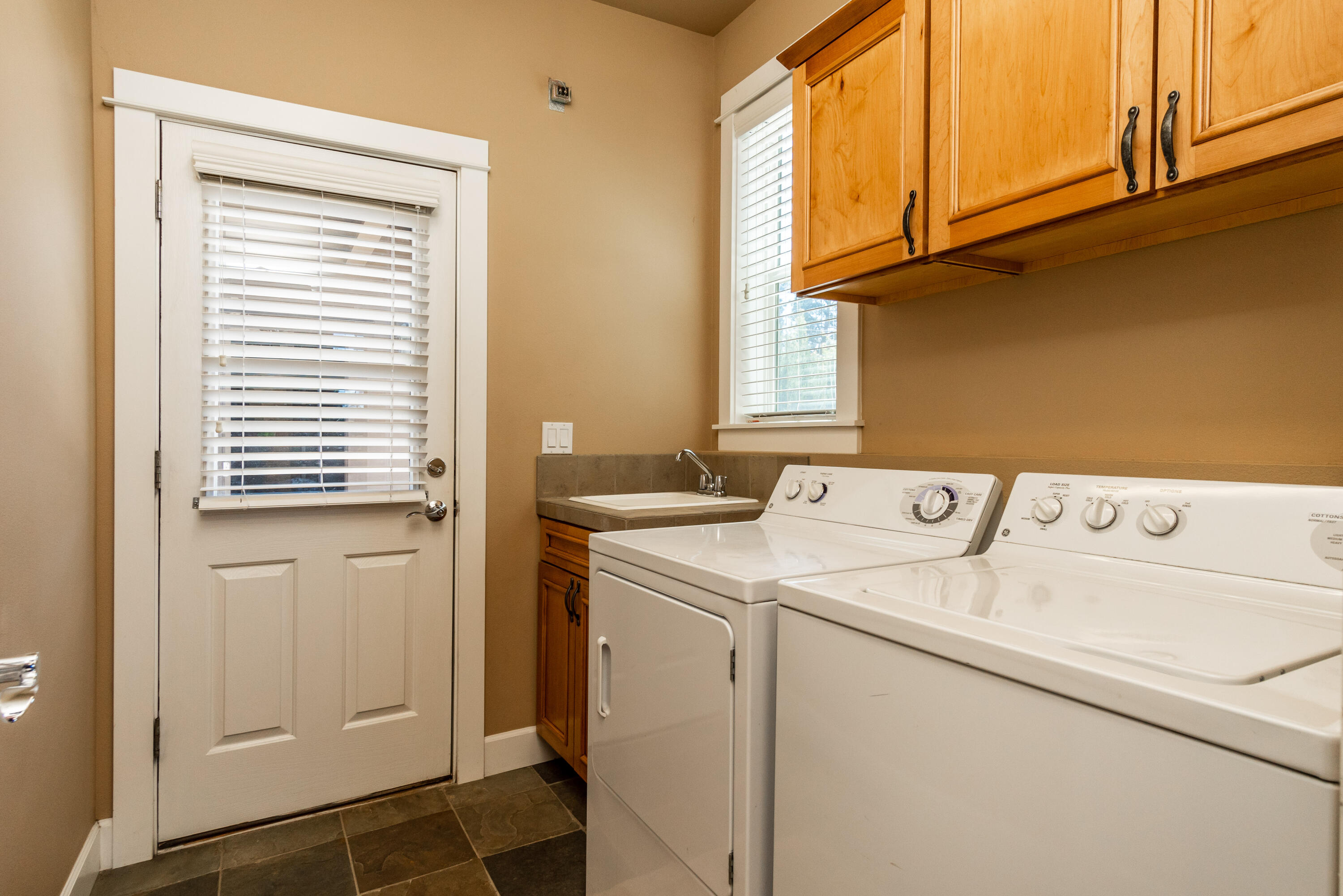 The Bluffs River Ben - Residential