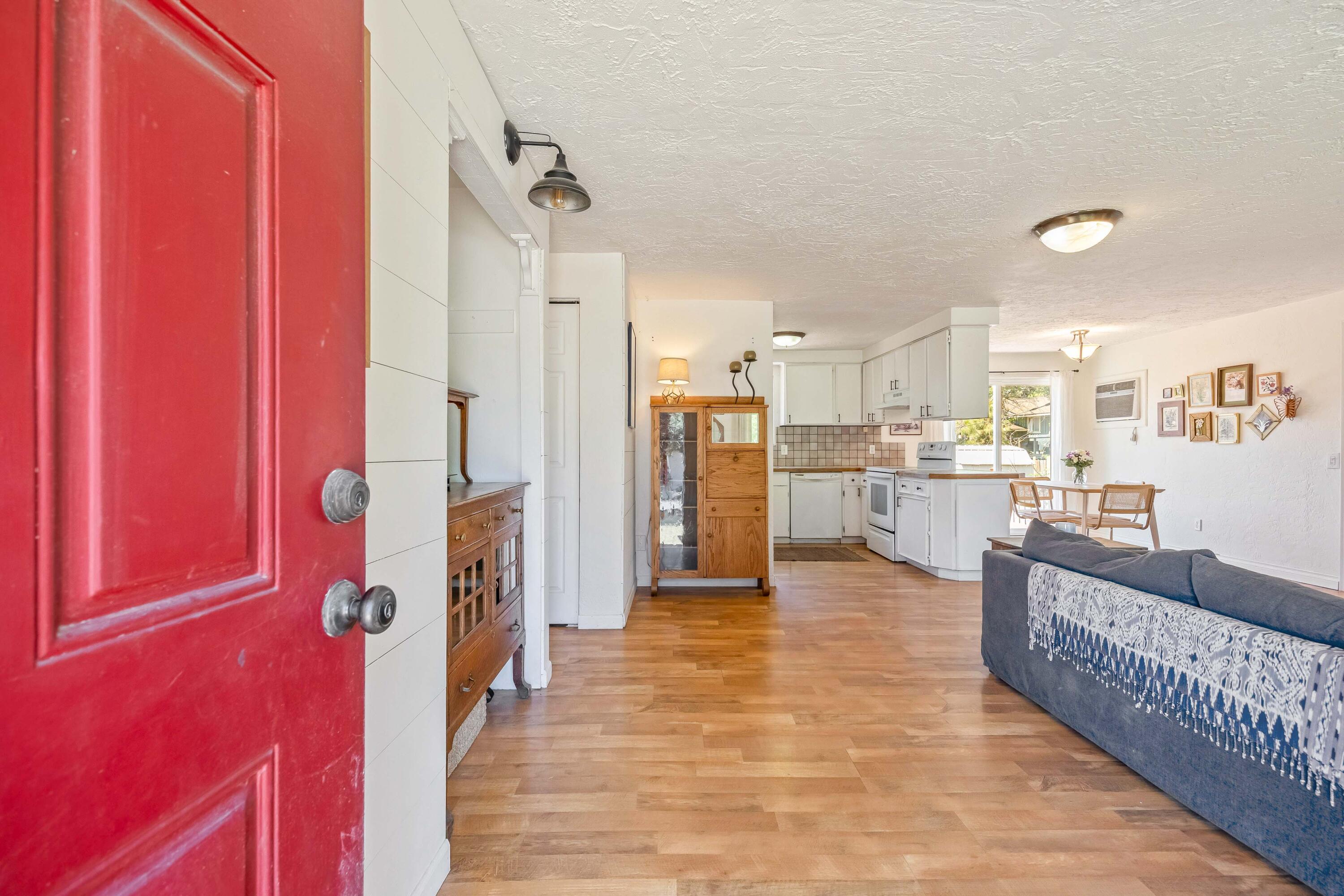 63609 Hunters Circle
