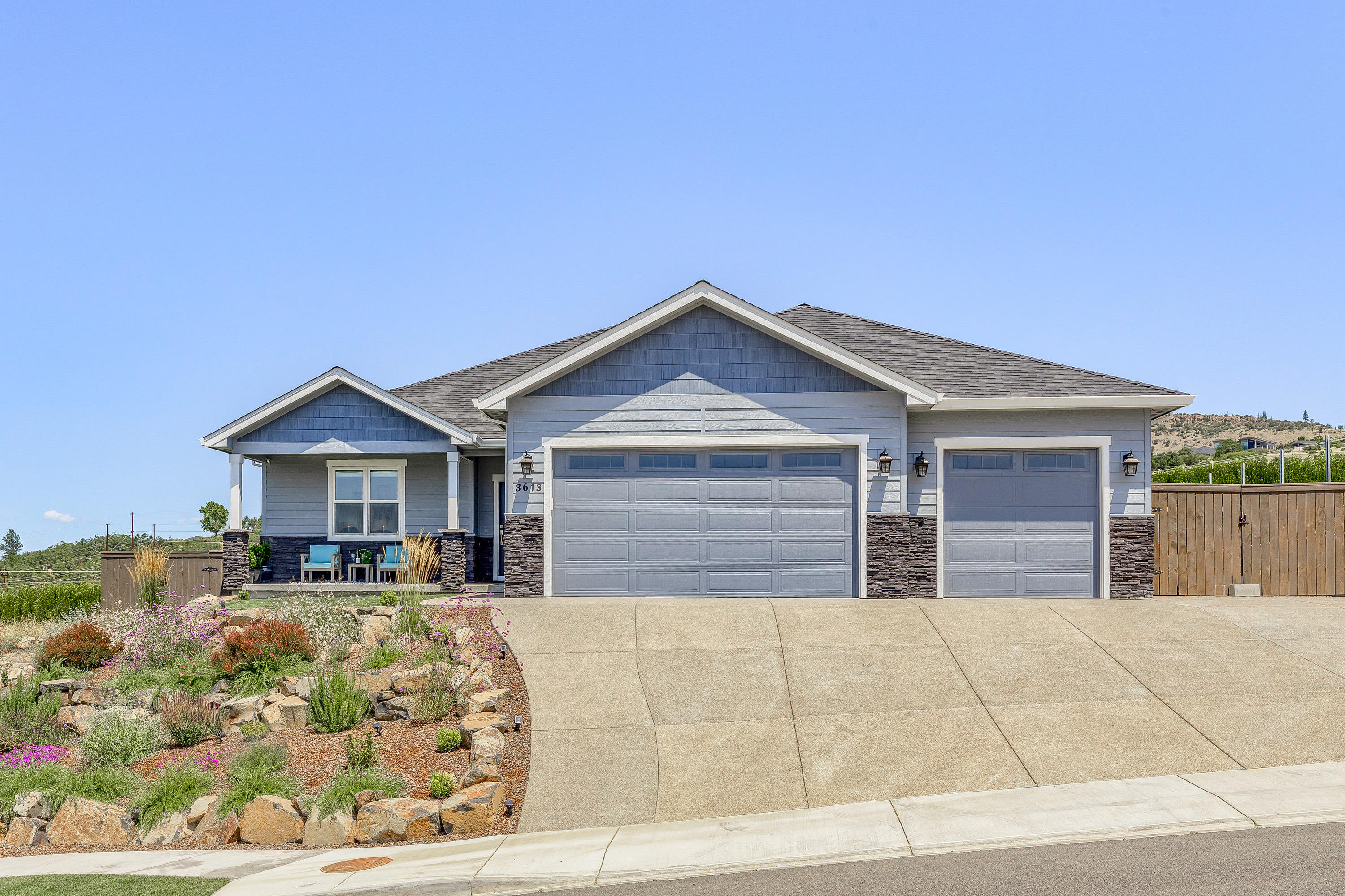 Bella Vista Heights Phases 1 & 2 - Residential