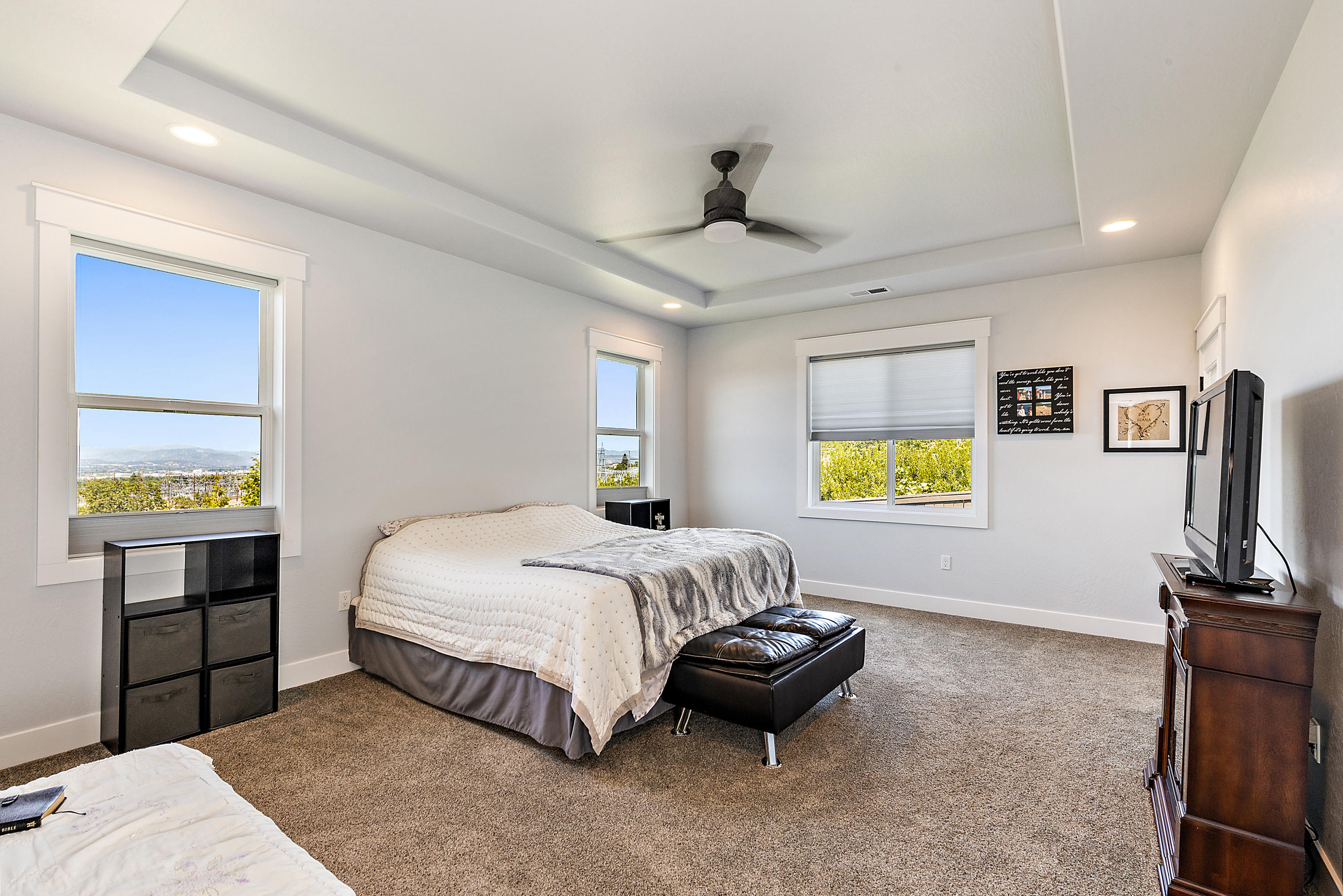 Bella Vista Heights Phases 1 & 2 - Residential