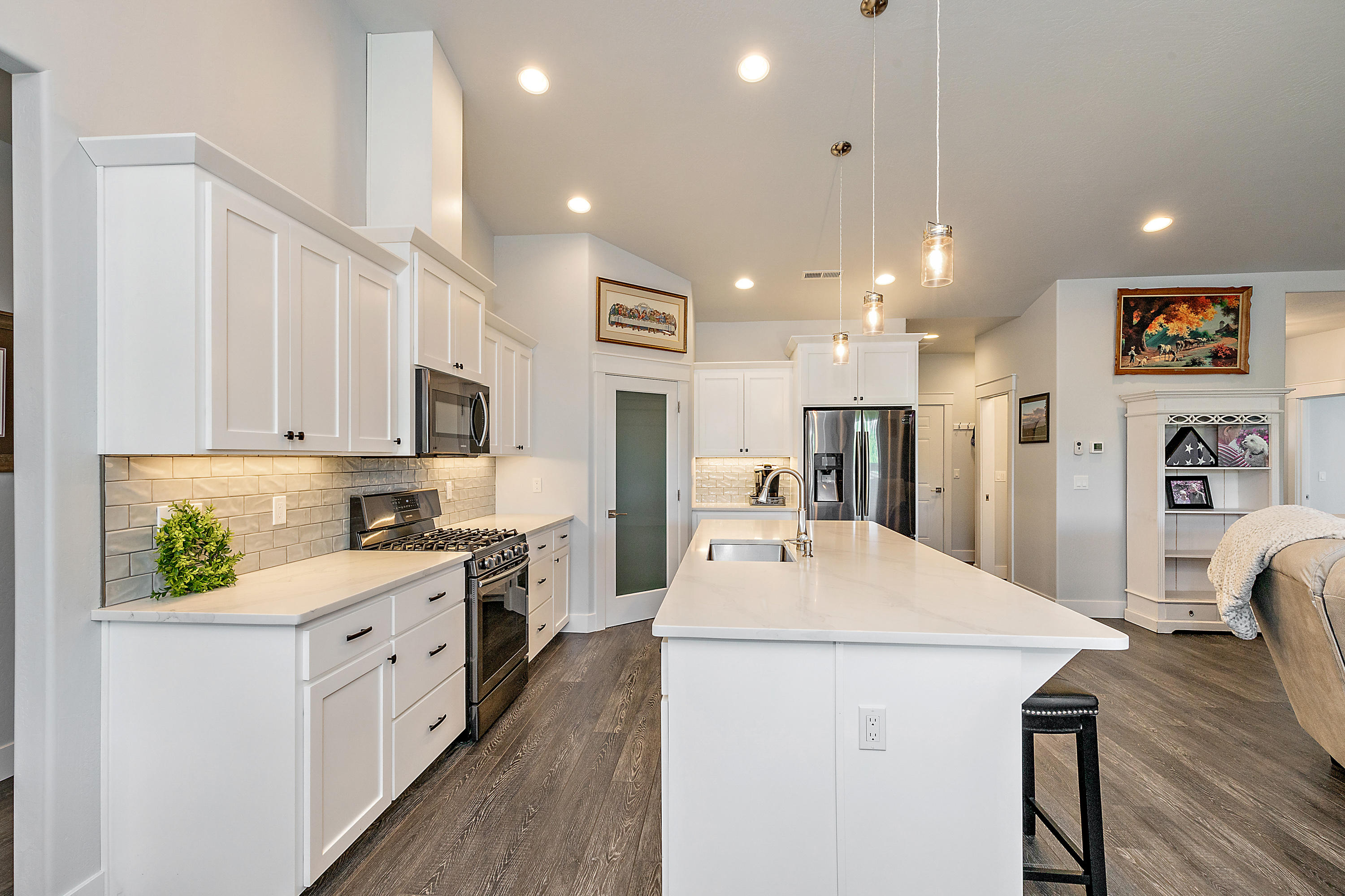 Bella Vista Heights Phases 1 & 2 - Residential