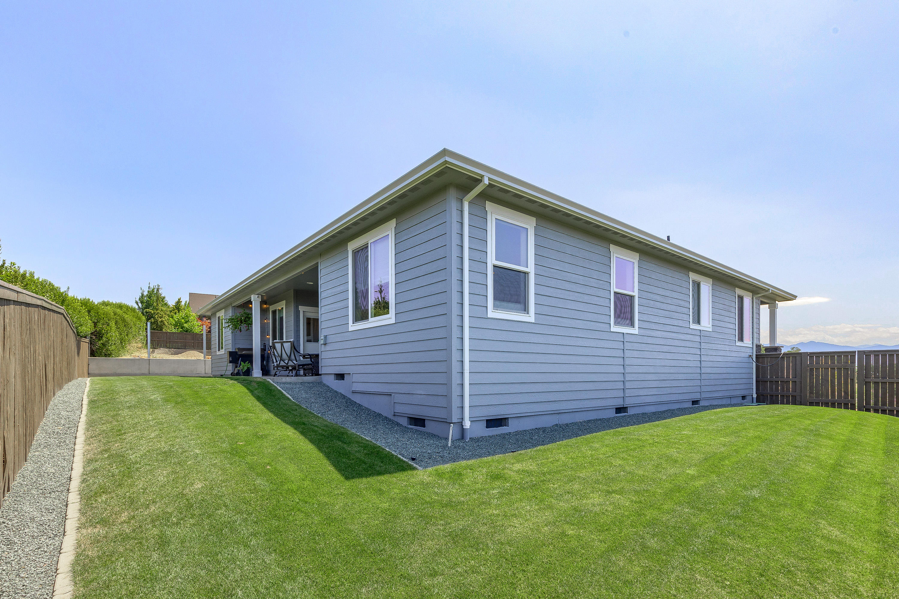 Bella Vista Heights Phases 1 & 2 - Residential