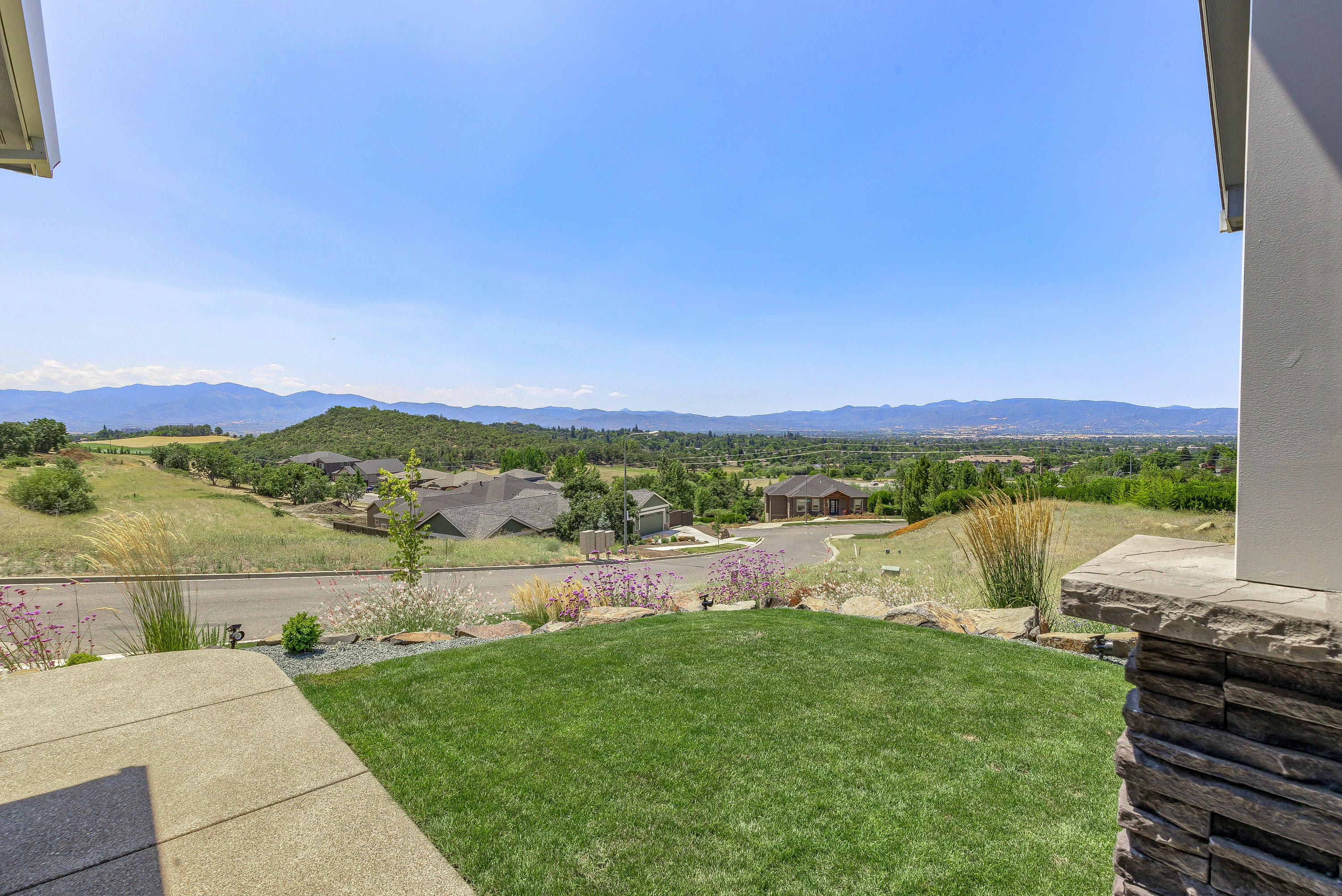 Bella Vista Heights Phases 1 & 2 - Residential