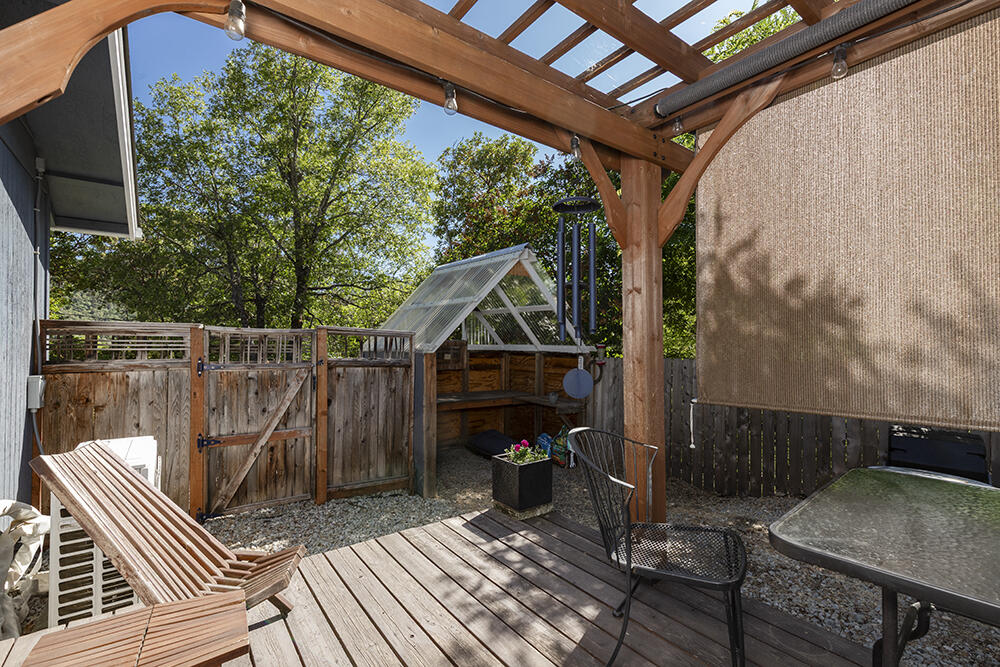 Dekums Amended Addition - Residential